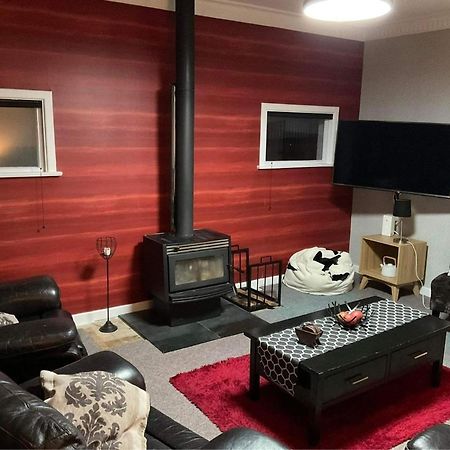 Bungalow On Centre Apartment Invercargill Bagian luar foto