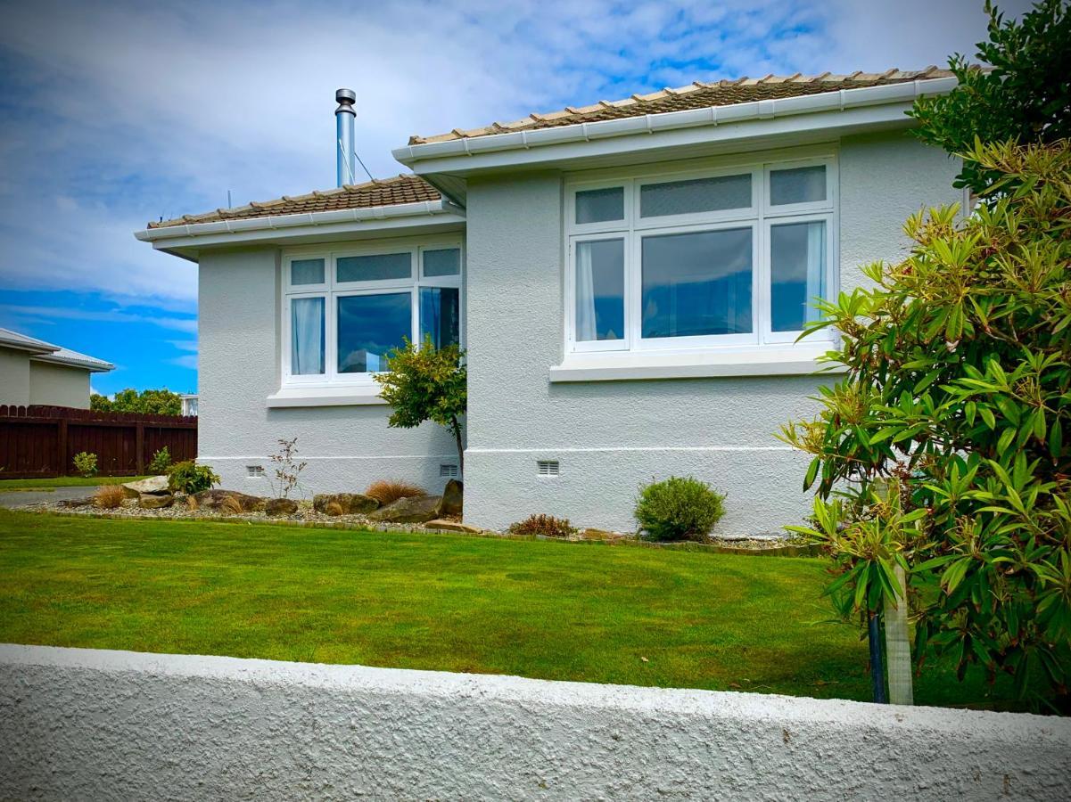 Bungalow On Centre Apartment Invercargill Bagian luar foto