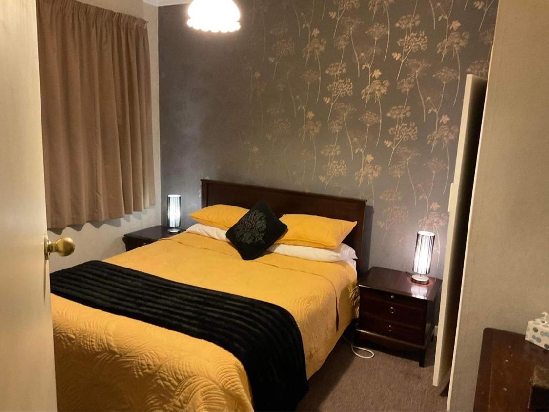 Bungalow On Centre Apartment Invercargill Bagian luar foto