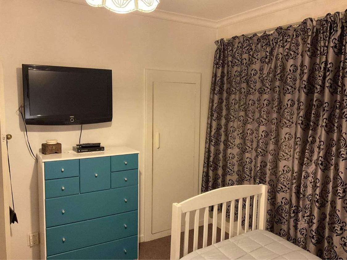 Bungalow On Centre Apartment Invercargill Bagian luar foto