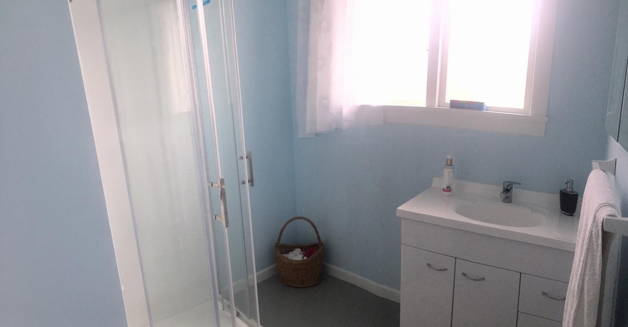 Bungalow On Centre Apartment Invercargill Bagian luar foto